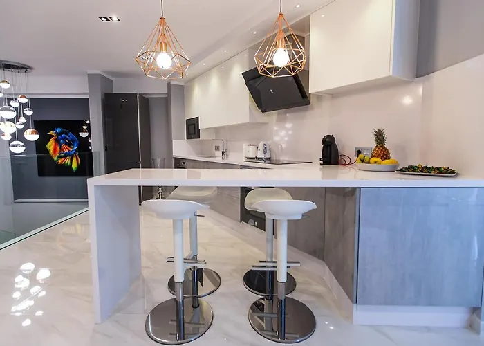 Luxury 2 Bedroom In Cristianos * Лос Кристианос