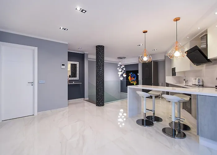 Luxury 2 Bedroom In Cristianos Lejlighed Los Cristianos (Tenerife)
