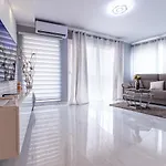 Luxury 2 Bedroom In Cristianos