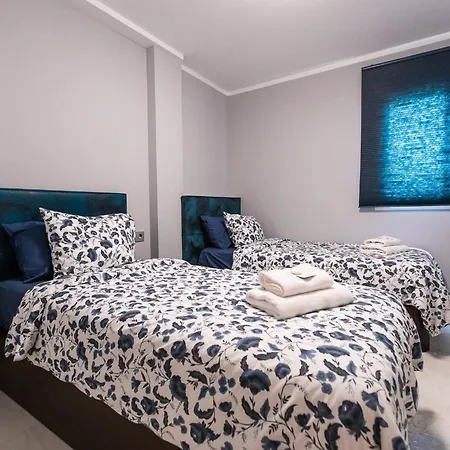 Luxury 2 Bedroom In Cristianos * Los Cristianos (Tenerife)